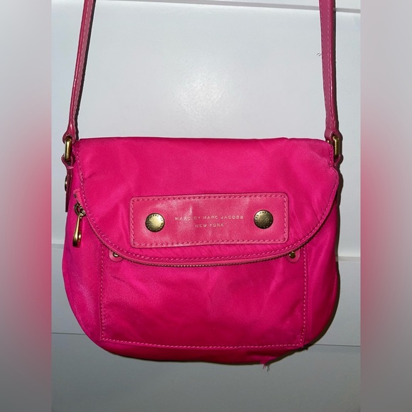 Marc By Marc Jacobs Hotpink Crossbody - Picture 1 of 10